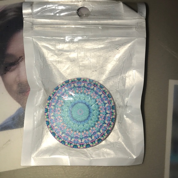 Official Popsockets - Picture 3 of 4